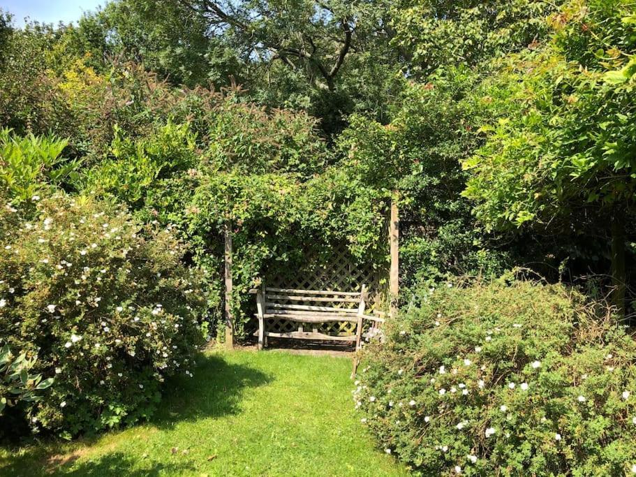 St Anthony'S, Bright Perkily Decorated 3 Bedroom House Ampleforth 외부 사진