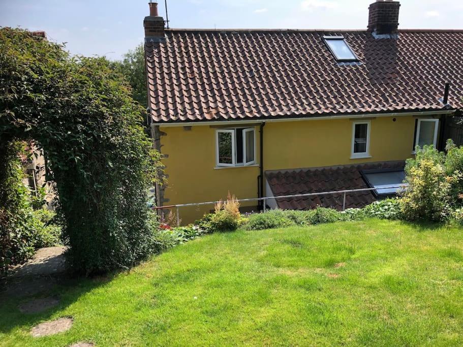 St Anthony'S, Bright Perkily Decorated 3 Bedroom House Ampleforth 외부 사진
